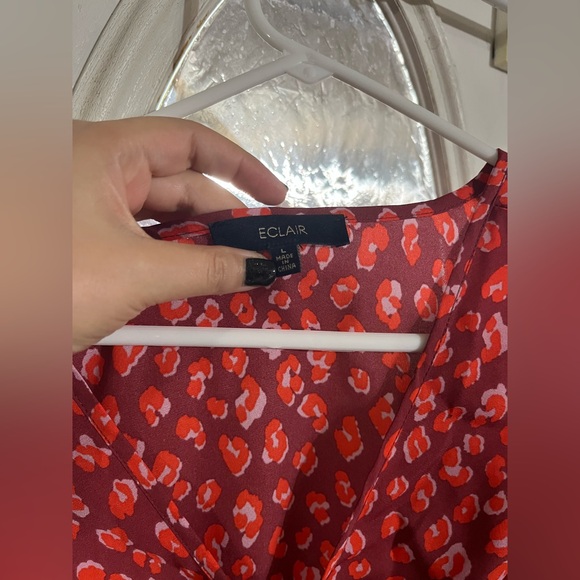 Red blouse with side zipper - Picture 4 of 5